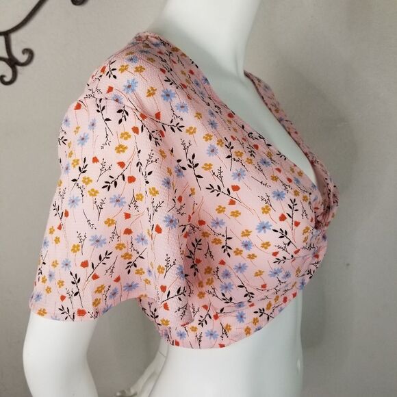 H&M Peach Floral Print Twist Front Crop Top - Picture 4 of 7